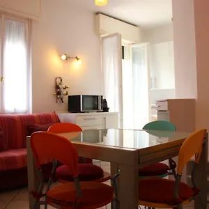 https://casa-vacanze-spiaggia-d-oro.it-lombardy.com